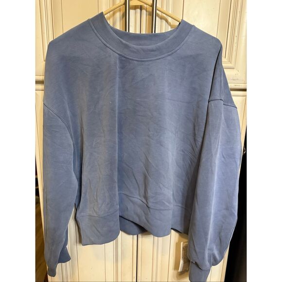 Lululemon Womens Softstreme Perfectly Oversized Cropped Sweatshirt Blue Sz 6 NWT - Picture 1 of 8